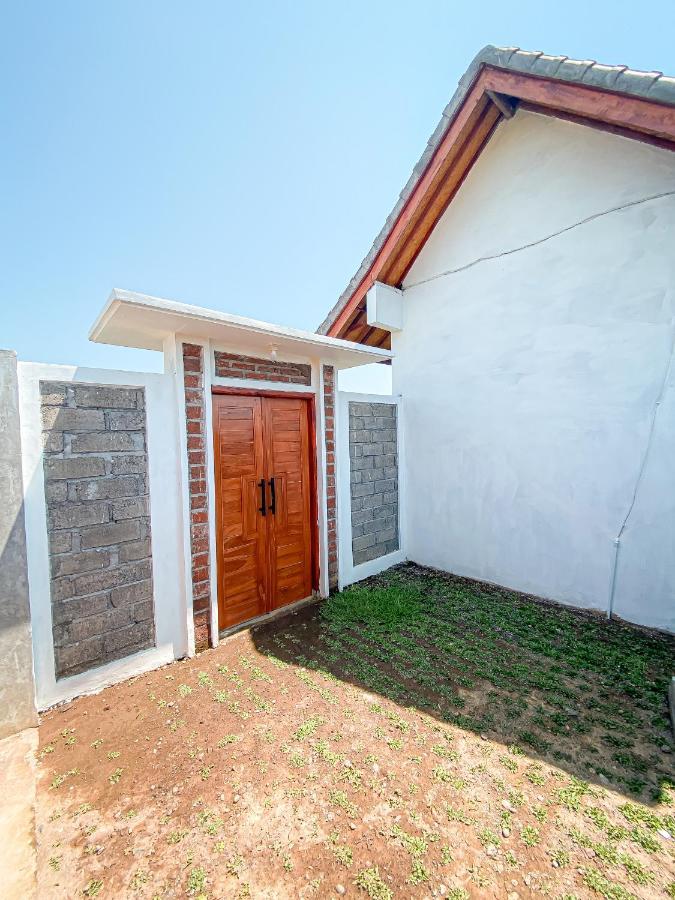 Turtle House Surf & Stay Airsatang ภายนอก รูปภาพ